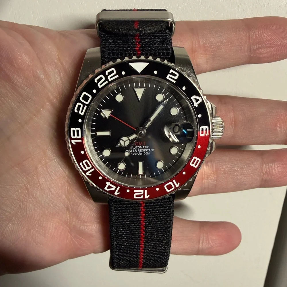 Black and Red GMT Dive Watch - Picture 3 of 4